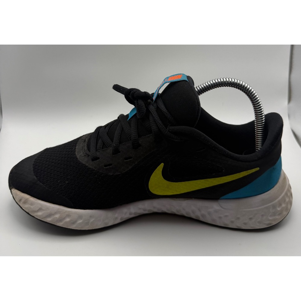 Nike Revolution 5 Running Shoes Youth 6Y Black Volt Blue Good BQ5671-076